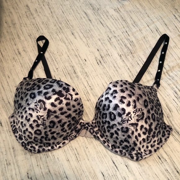 Victoria's Secret Other - Victoria’s Secret Very Sexy Grey Leopard Print Bra